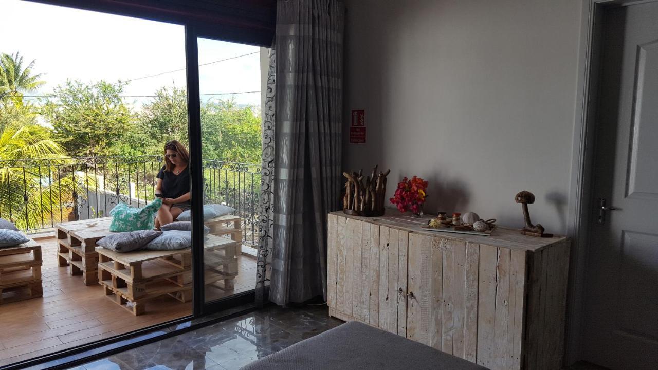 Aux Plaisirs De La Vie Chambre Chez L Habitant Flic-en-Flacq Zewnętrze zdjęcie